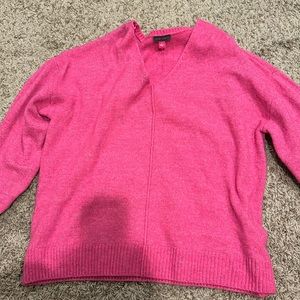 Women’s pink sweater